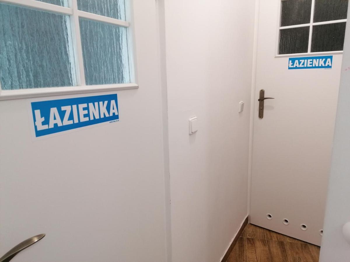 Hostel Tulip - Pokoj 2 Ze Wspolna Lazienka I Kuchnia Щецин Экстерьер фото